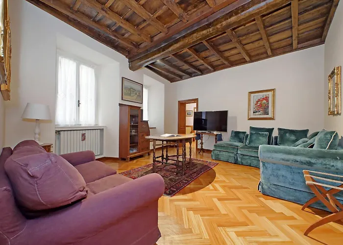 Leutari Apartment *